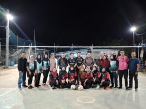Turnamen Bola Voli Antar Instansi Pemerintah dan Sekolah di Kecamatan Pulau Tiga Barat yang diadakan oleh Kecamatan.